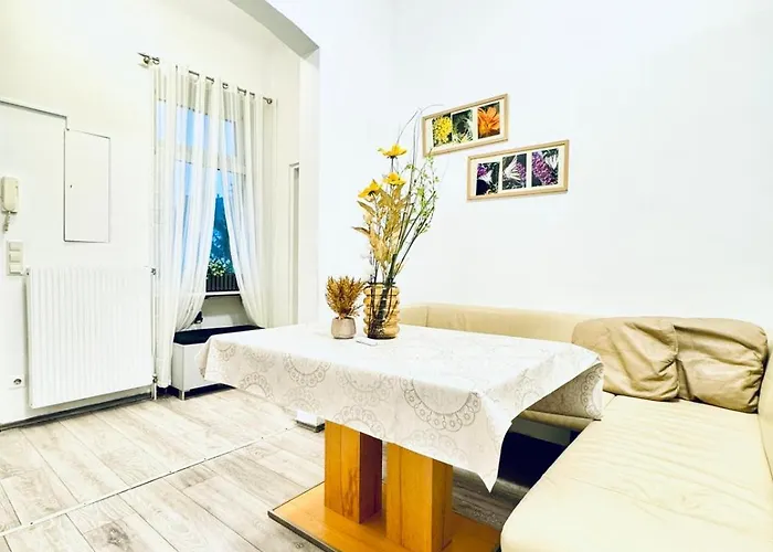 Cozy 3br For Up To 9p, 10 Min To Fac Platz