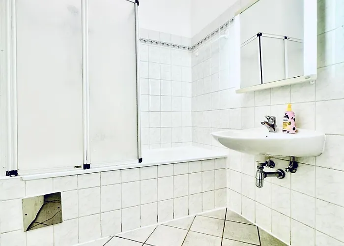 Cozy 3br For Up To 9p, 10 Min To Fac Platz شقة فيينا